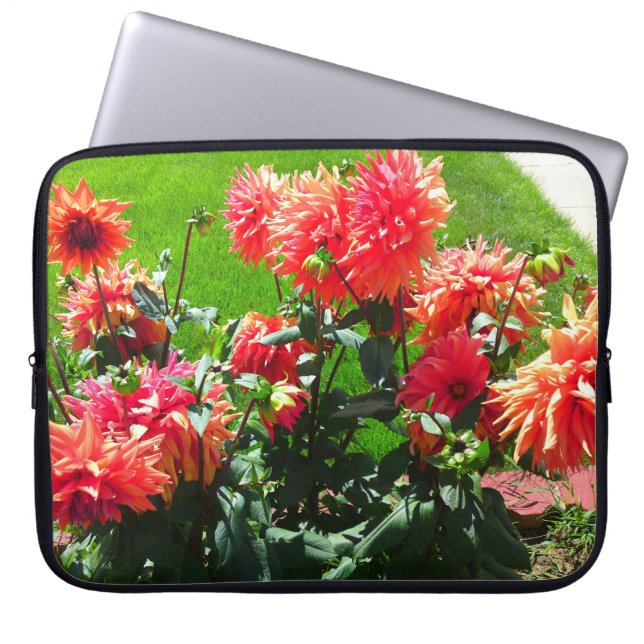 Orange Red Dhalia Flower Laptop sleeve (Framsidan)
