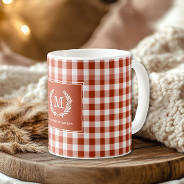 Orange-Red Gingham Monogram Vapensköld Anpassnings Kaffemugg