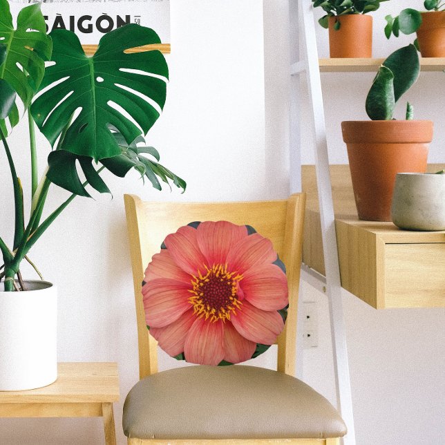 Orange Single Dahlia Bloom Blommigt Rund Kudde (In Situ Chair)