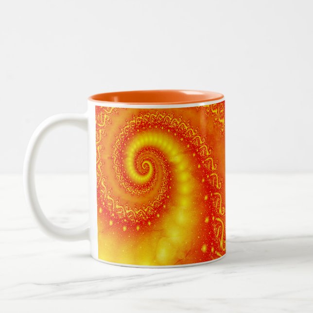 Orange Sunshine Abstrakt Fractal Spiral Monogram Två-Tonad Mugg (Vänster)