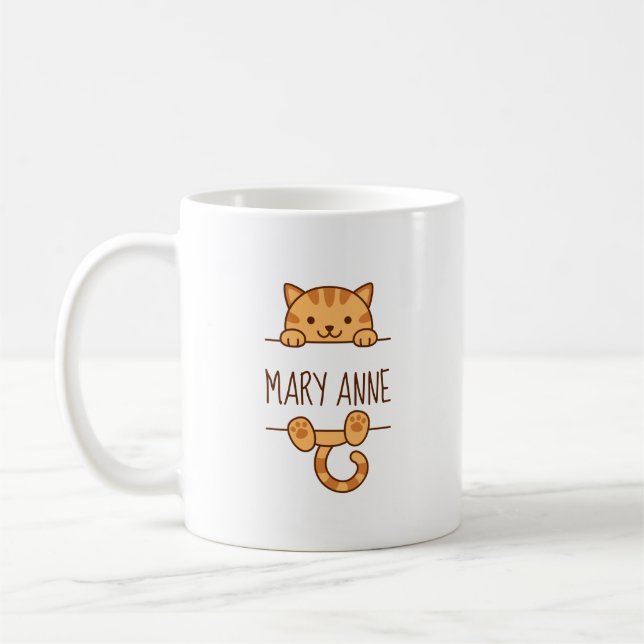 Orange Tabby katt Peeking bakom eget namn Kaffemugg (Vänster)