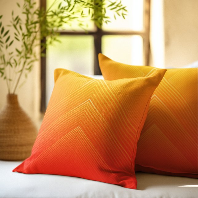 Orange till gultens geometriska omslag kudde (Skapare uppladdad)