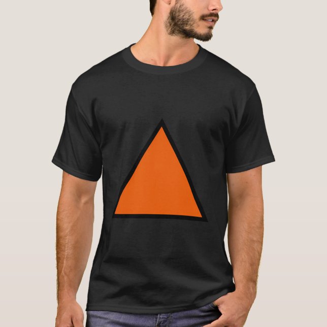 Orange triangel t shirt (Framsida)