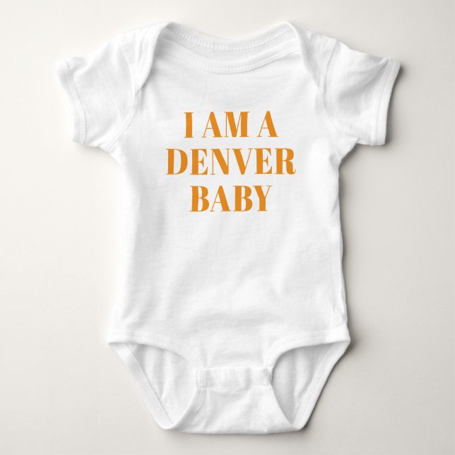 Orange Typografi Denver Baby Clothing T Shirt (Framsida)