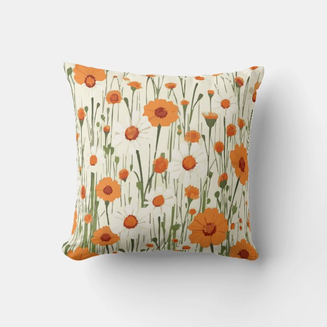 Orange & Vita Blommor – Elegant Krämfärgad Blommig Kudde (Framsida)
