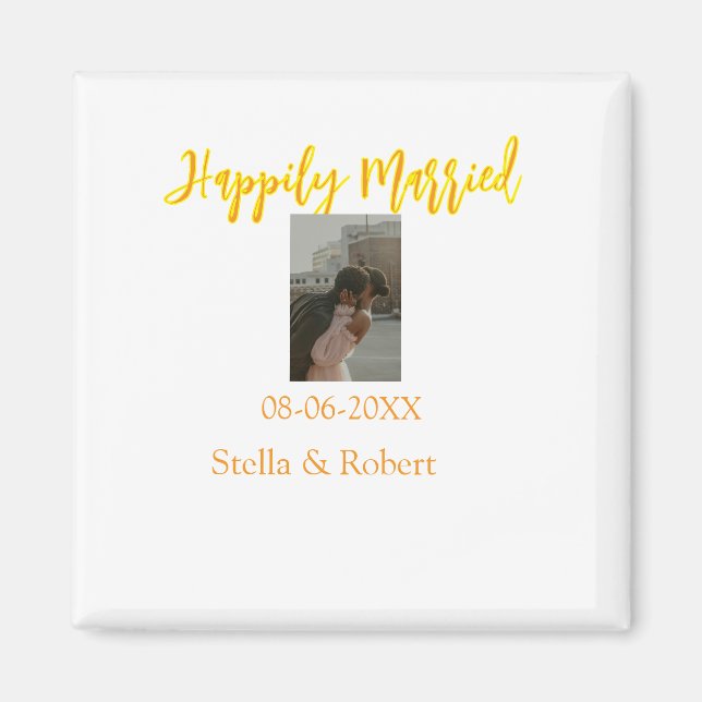 Orange yellow retro photo happily married couple magnet (Framsidan)