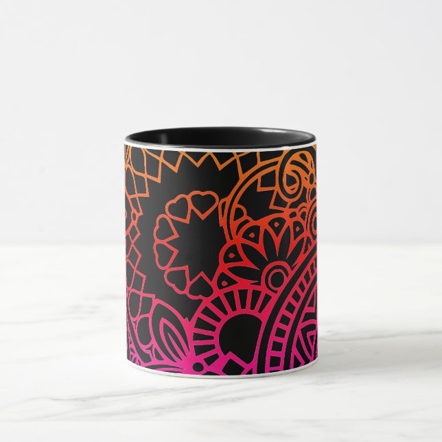 Orangefärgade lila blommor och svart bakgrund mugg (Center)