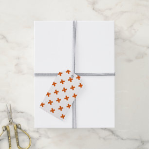Orangekor syr på vit presentetikett