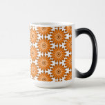 Orangens daisy i 70-talet stil magisk mugg<br><div class="desc">Orangens daisy i 70-talet stil ...  Morphing Mugg</div>
