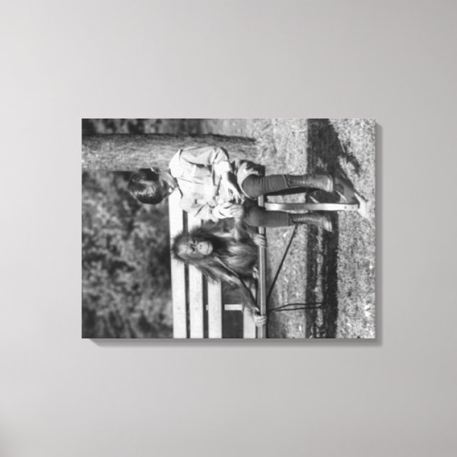 Orangutan och Boy i National Zoo Photograph Canvastryck (Framsida)