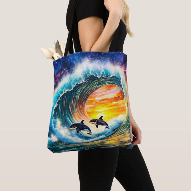 Orcas i en vågskaftsutformning efter Rik AMeN Gill Tygkasse (Närbild)