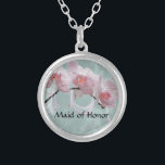 Orchid Necklace för Maid of honor Silverpläterat Halsband<br><div class="desc">Orchid Necklace för Maid of honor. Så söt med ljusa rosa orkidéer och en ljust grönt bakgrund.</div>