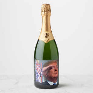 Ordförande Trump Salutes