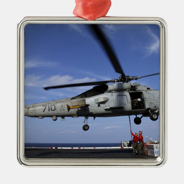 Ordnancemen ansluter transportkablar julgransprydnad metall (Framsidan)