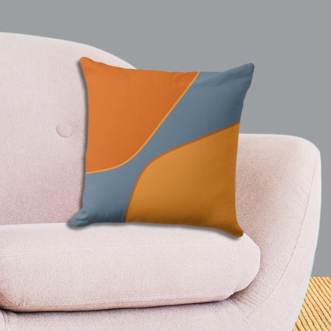 Oregelbundna orange och blå kvartscirklar   kudde (Irregular Orange and Blue Quarter Shapes Throw Pillow, Livingroom)