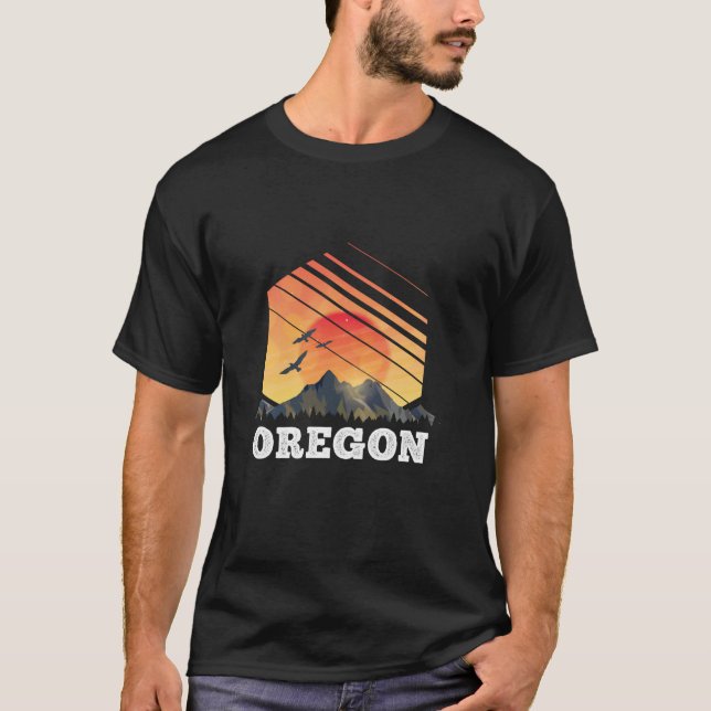 Oregon Mountain Sunset USA Amerika Gifts T Shirt (Framsida)