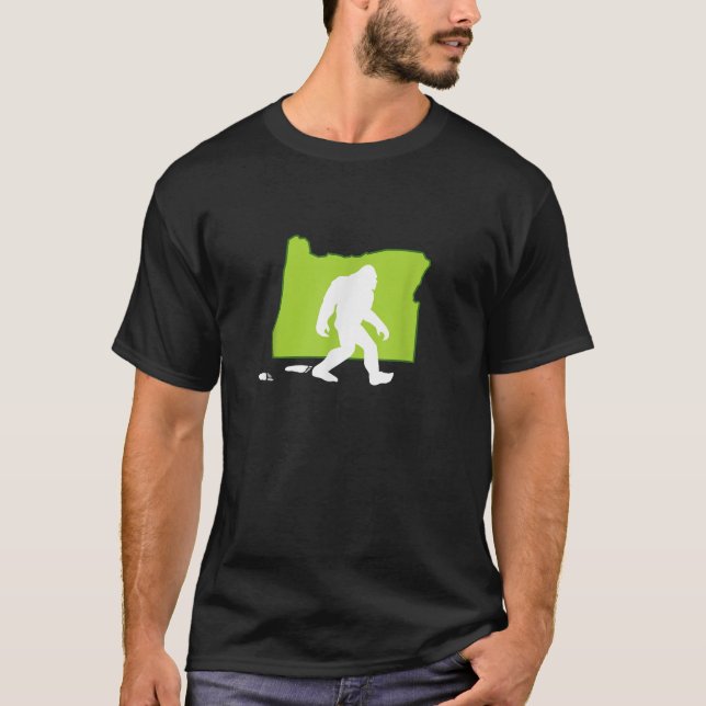 Oregon State Bigfoot Hunter T Shirt (Framsida)