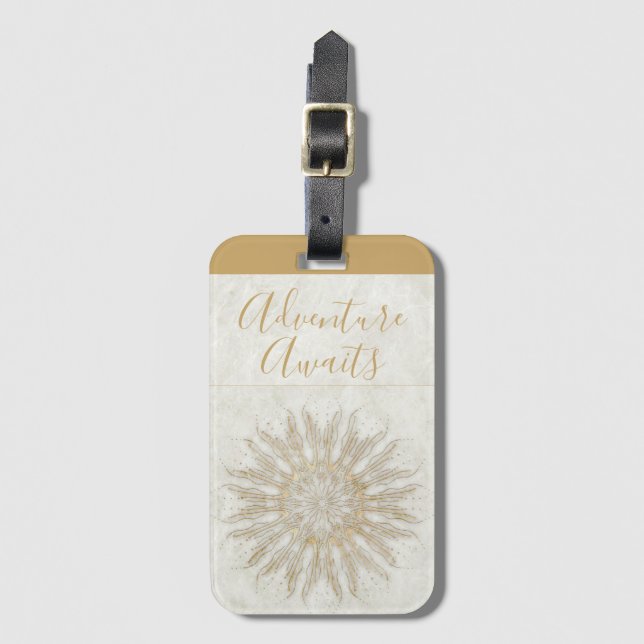 Organic boho stil sunburst mandala golden white bagagebricka (Framsida vertikal)