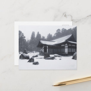 Oriental House i Skogen Covered in Snö Vykort