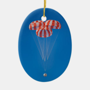 Orion Spacecraft Fallskärm landning Julgransprydnad Keramik