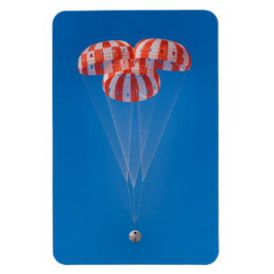Orion Spacecraft Fallskärm landning Magnet