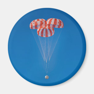 Orion Spacecraft Fallskärm landning Magnet