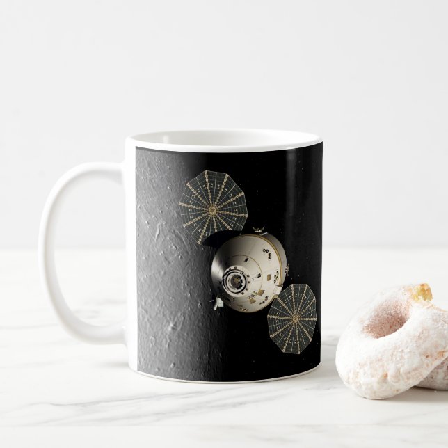 Orion Spacecraft i Lunar Orbit Kaffemugg (Med munk)