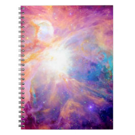 Orionnebulosan färgrik rosa lila anteckningsbok