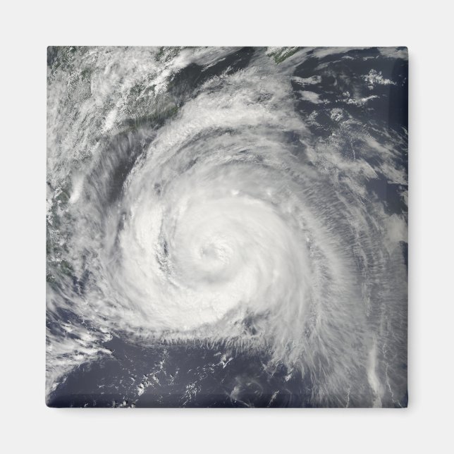 Orkanen Bill utanför Öster Kusten Magnet (Framsidan)