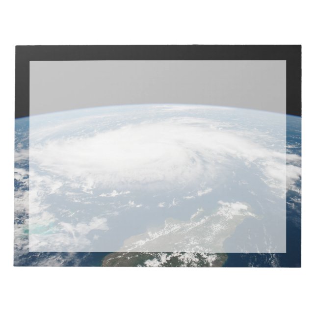 Orkanen Dorian över Atlanten. Anteckningsblock (Framsida)