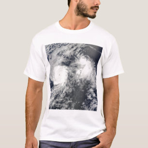 Orkanen Felicia och Storm Enrique öster av Haw T-shirt
