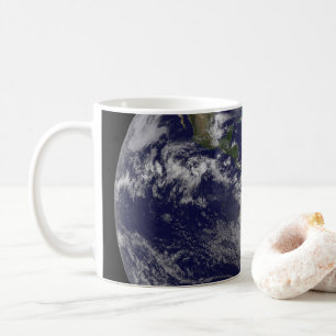 Orkanen Sandy vid USA:s Öster Kusten. 2 Kaffemugg