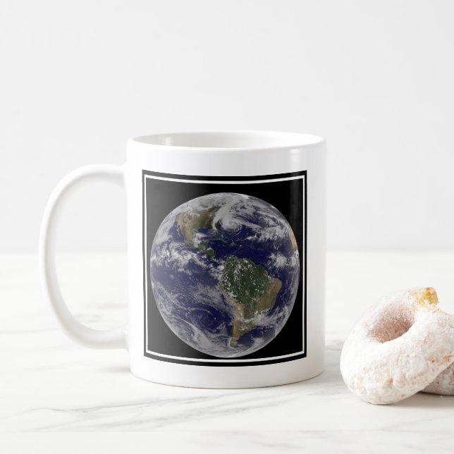 Orkanen Sandy vid USA:s Öster Kusten. 2 Kaffemugg (Med munk)