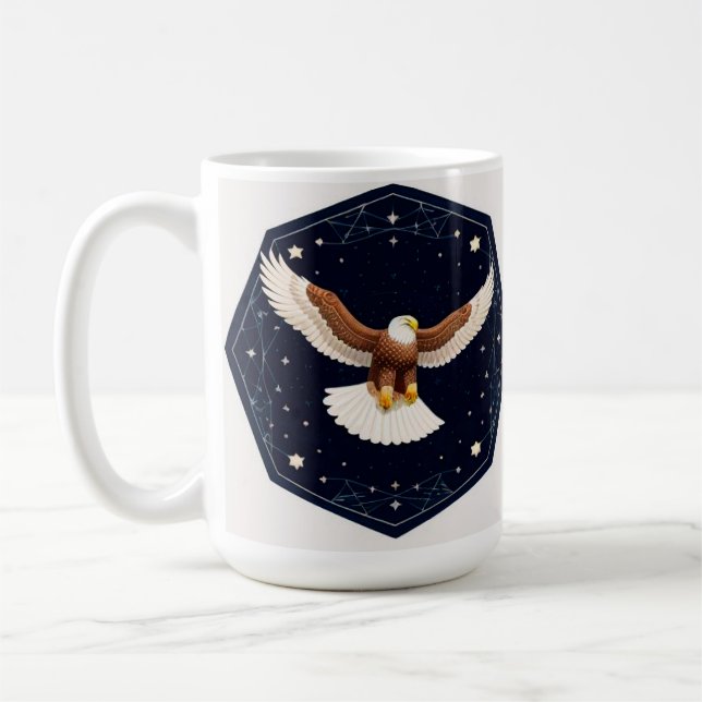 Örn flygande mot stjärnig bakgrund kaffemugg (Vänster)