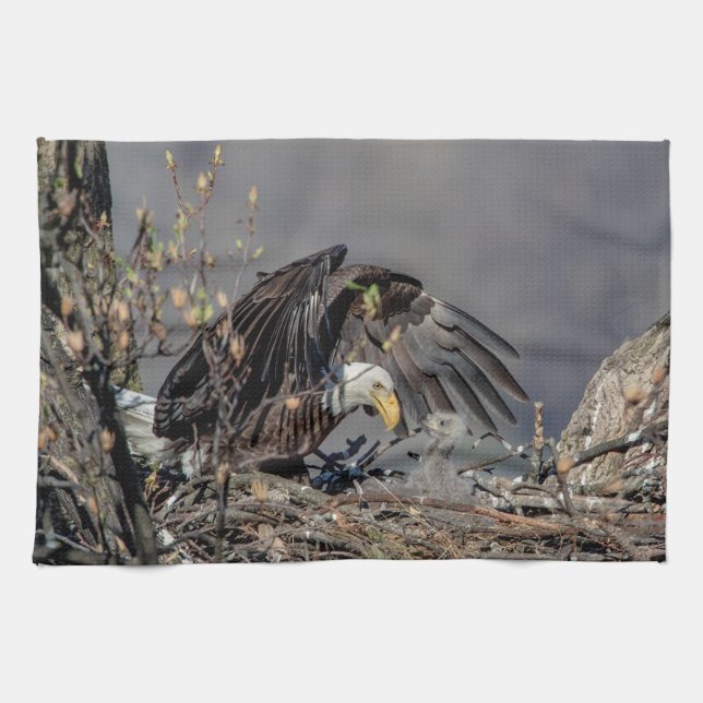 Örn med hennes baby kökshandduk (Horisontell)