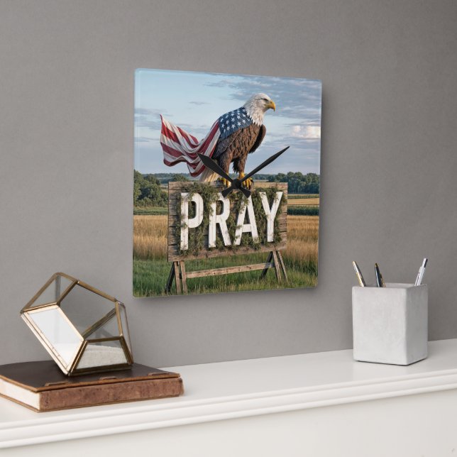 Örn med Rustic Pray-skylt Fyrkantig Klocka (Kontor)