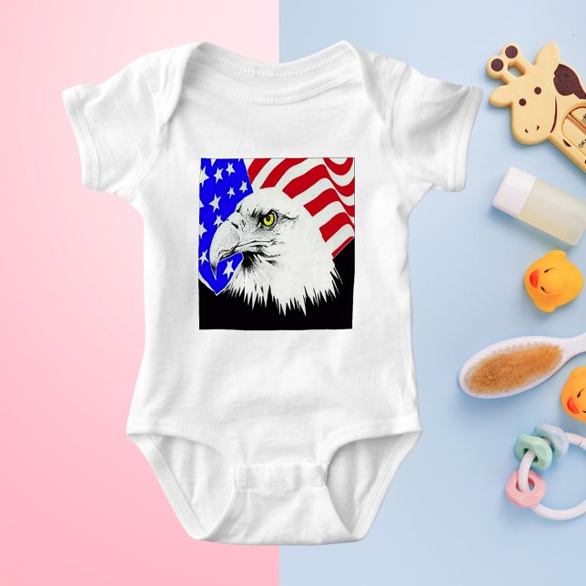Örn och amerikanska Flagga T-shirt (Bald Eagle and American Flag Baby Bodysuit)