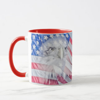 Örn och den amerikanska Flagga Mugg