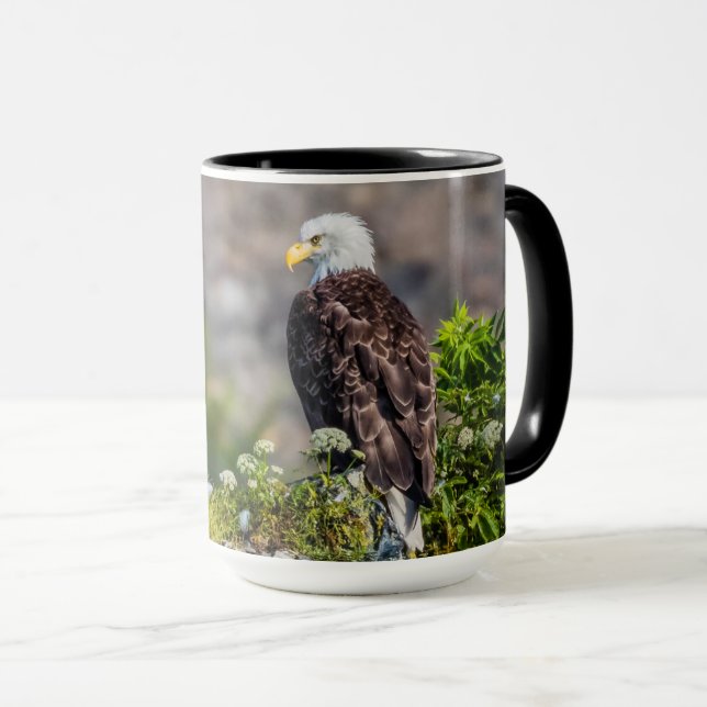 Örn sitta vid sten mugg (Framsida höger)