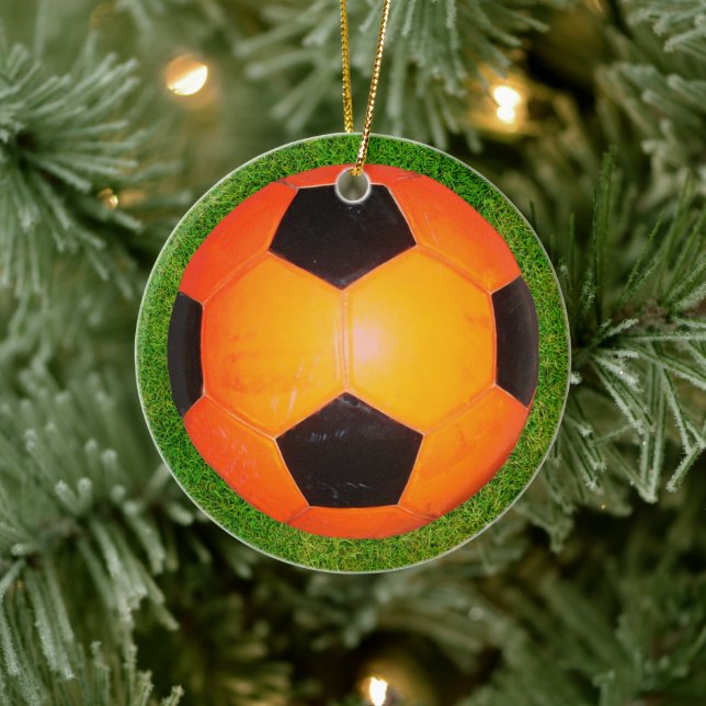 Ornament för orange och svart fotbollar (Träd)