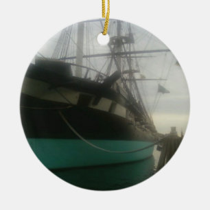 Ornament för USS Constellation