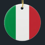 Ornament med flagga av Italien<br><div class="desc">Lägg till en liten italiensk elegans till din helgdag-dekoration med vår utsökta prydnadsartikel som innehåller flagga av Italien. Perfekten för att fira ert arv eller kärlek för den italienska kulturen är detta prydnadsföremål ett vackert och meningsfullt tillskott till alla Julgran. Den här prydnadsformen är gjord av högkvalitativa material och visar...</div>