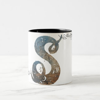 Ornamental Script Letter S Mug Två-Tonad Mugg