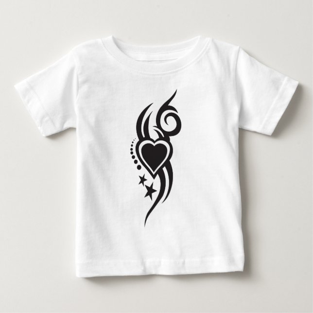 Ornamentell Blomstertatuering i Hjärtform  T Shirt (Framsida)