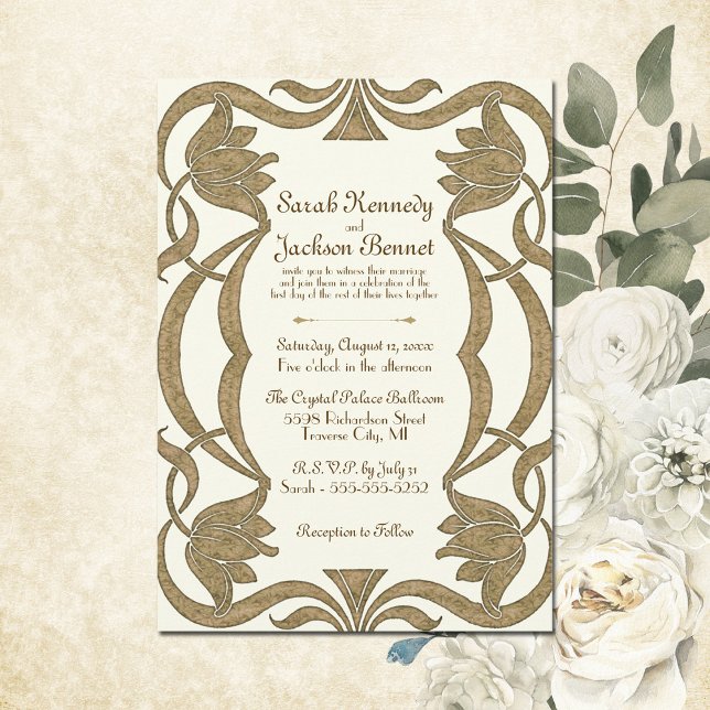 Ornate Art nouveau Elfenbenskusten och Guld Elegan Inbjudningar (This elegant Art Nouveau wedding invite combines sinuous lines and stylized floral motifs.)