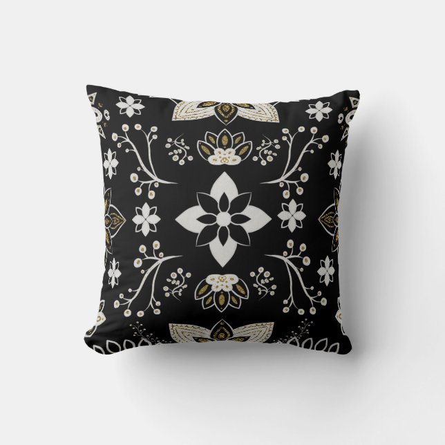 Ornate black and white floral pattern  kudde (Framsida)