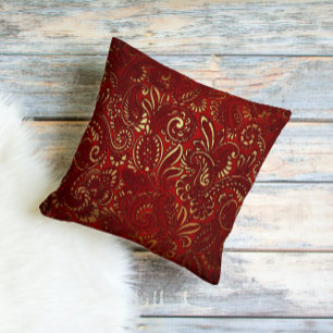 Ornate Burgundy Red Guld Flowers Bohemian Paisley Kudde