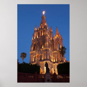 Ornate Cathedral Lit på natten Poster