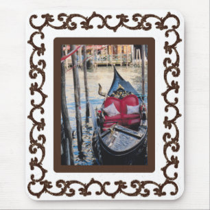 Ornate Framed Gondola i Venezia Musmatta