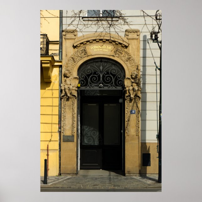 Ornate House Entrance Poster (Framsidan)